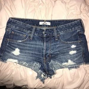 Hardly worn jean shorts